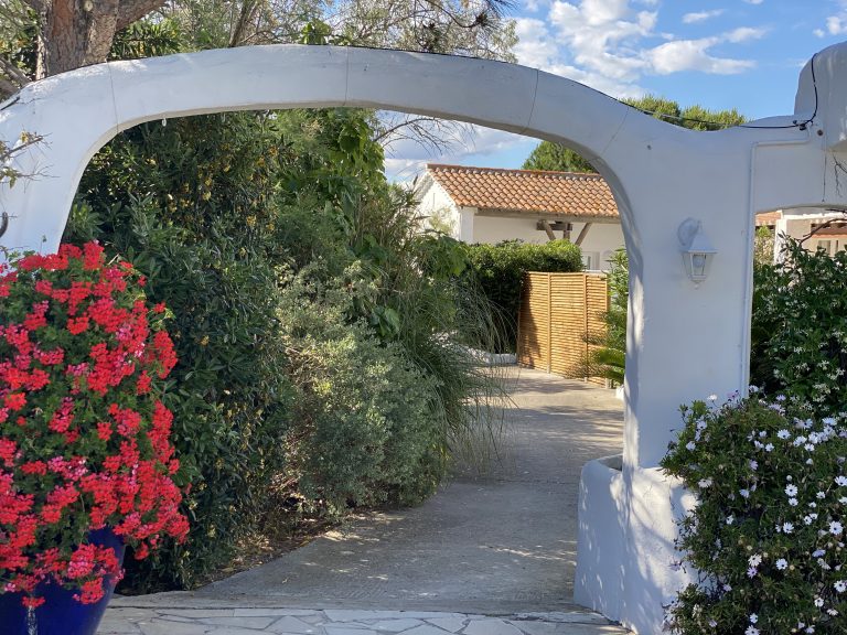 LE MAS DES SALICORNES